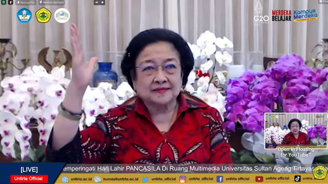 Megawati Soekarnoputri di acara seminar Membumikan Ide dan Gagasan Soekarno-Hatta. Foto: Youtube/@Untirta Official