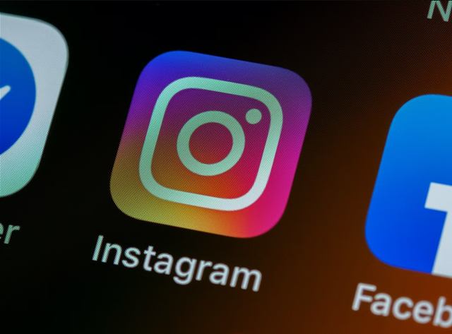 Ilustrasi menyembunyikan story Instagram dari semua orang. Foto: Unsplash.com