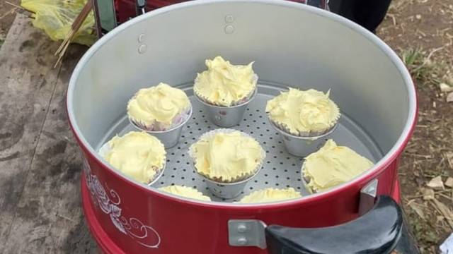 Olahan kue kukus dengan bahan dasar jeruk - IST