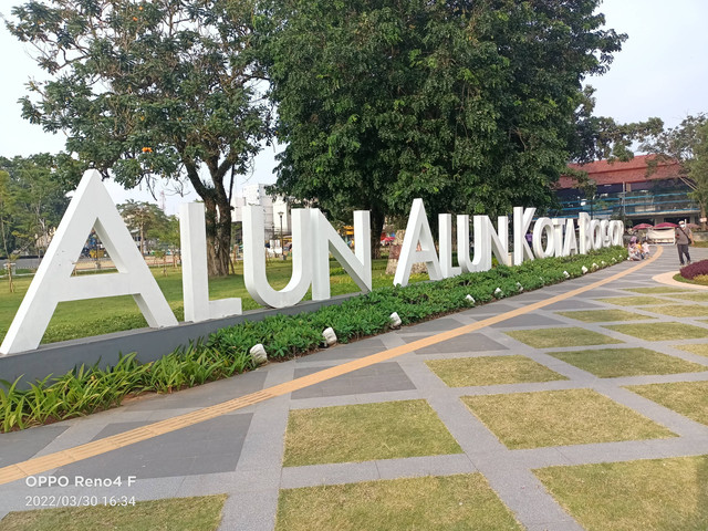 Dokumentasi pribadi alun-alun Kota Bogor di sore hari (3/30/22).