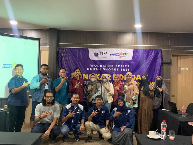 Komunitas TDA Jombang menggelar Workshop serial membedah marketplace Shopee. dok