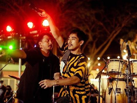 Bio one tampil bersama Sal Priadi. Foto: Instagram/@bojvoyej