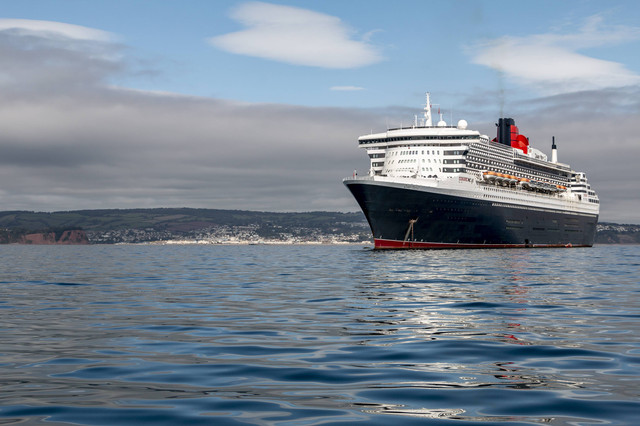 Cek Harga Tiket Kapal Laut Makassar-Jakarta di Sini, Foto: Unsplash/Ray Harrington