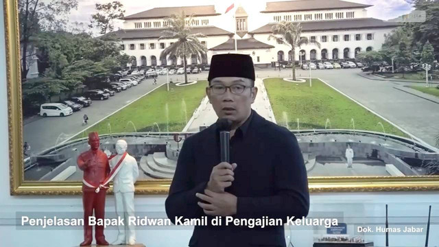 Pernyataan Gubernur Jawa Barat Ridwan Kamil terkait anaknya, Emmeril Kahn Mumtadz, saat pengajian di Gedung Pakuan. Foto: Humas Jawa Barat