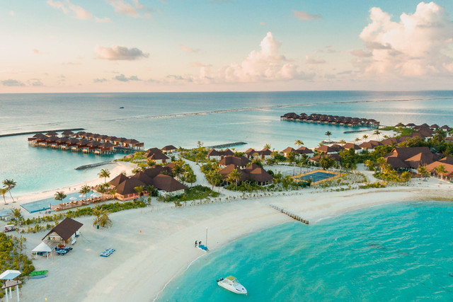 Biaya honeymoon ke Maldives, Photo by Asad Photo/Pexels