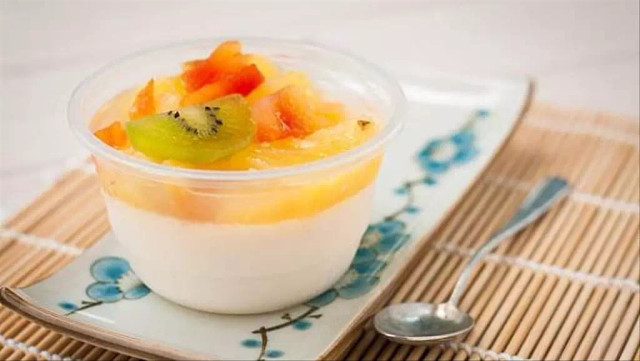 Ilustrasi Puding Pisang Santan. Foto: Shutterstock