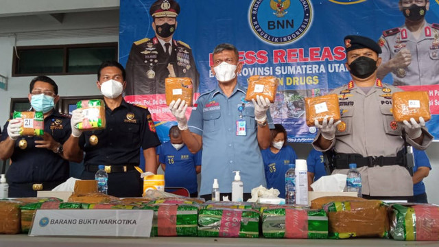 BNN dan Bea Cukai mengungkap peredaran sabu modus pengiriman cargo di Sumut. Foto: Dok. Istimewa