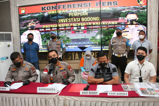 Kapolresta Barelang Kombes Pol Nugroho Tri Nuryanti, memberikan keterangan pers, Kamis (9/6). Foto: Rega/kepripedia.com