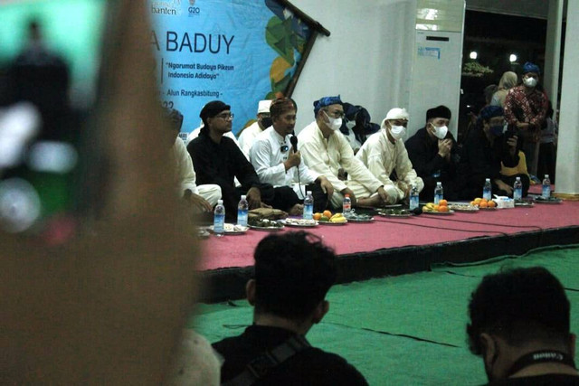 Upacara Seba Baduy di Kantor Sekretariat Daerah Kab. Lebak (Sumber foto: Salwa Rubia Darussalam)