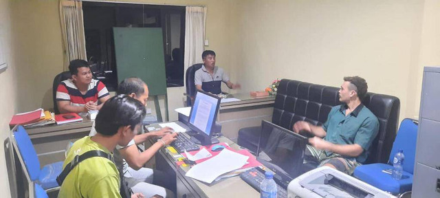 WNA Australia saat diperiksa polisi di Tabanan - IST