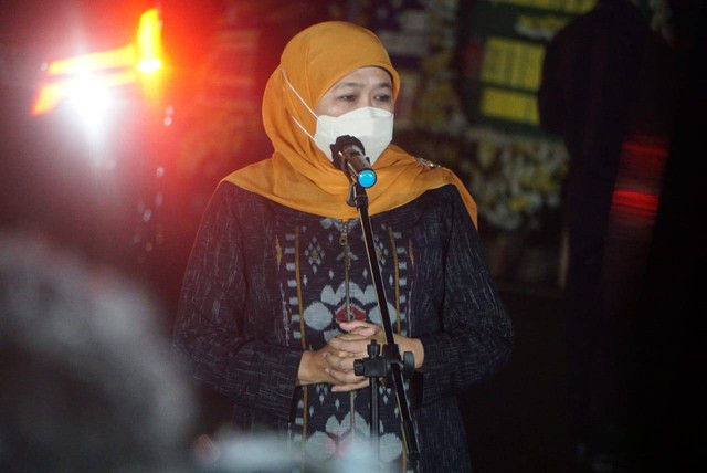 Gubernur Jawa Timur Khofifah Indar Parawansa di Gedung Pakuan, Bandung, Minggu (12/6/2022). Foto: Jamal Ramadhan/kumparan