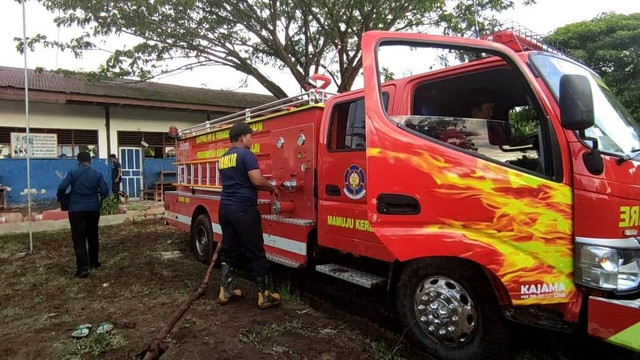 Armada Pemadam Kebakaran (Damkar) Mamuju. Foto: Dok. Istimewa