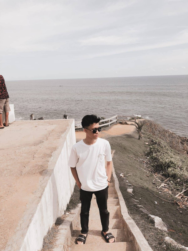 Ini salah satu spot photo yang ada di Pantai Karangtawulan