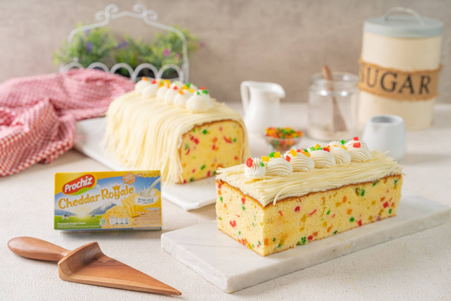 Fruit cake dengan parutan keju Prochiz. Foto: Prochiz
