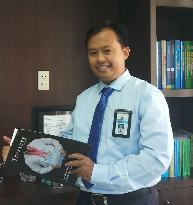 Fajar Sidik S.H.,M.Medkom.