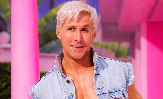 Ryan Gosling sebagai Ken di film live action Barbie. Foto: Warner Bros. Pictures