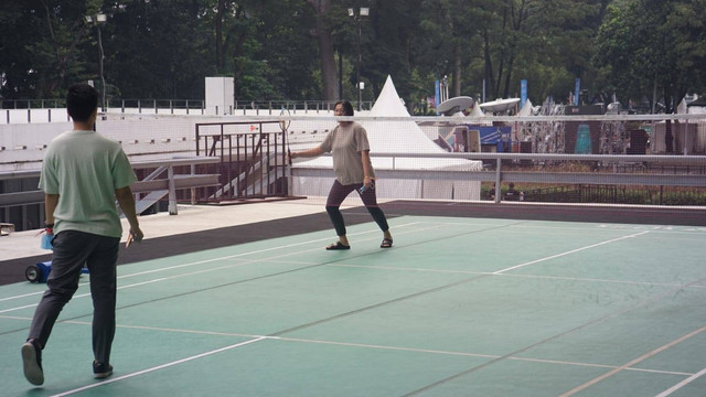 Arena bulu tangkis outdoor di Istora Gelora Bung Karno (GBK), Senayan, Jakarta, selama Indonesia Open 2022, Kamis (16/6/2022) Foto: Jodi Hermawan/kumparan
