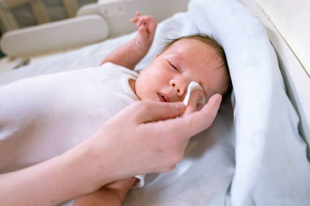 Ilustrasi penyebab infeksi mata pada bayi (Sumber: iStock)