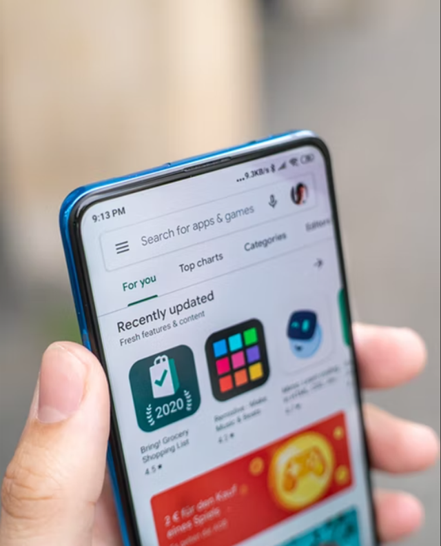 Ilustrasi tidak bisa download aplikasi di Playstore. Foto: unsplash.com/mbaumi