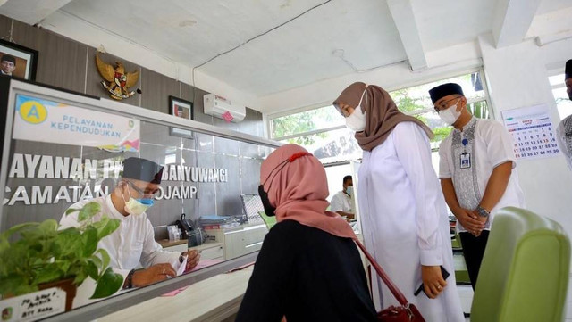 Dua inovasi Kabupaten Banyuwangi masuk Top 99 Kompetisi Sistem Inovasi Pelayanan Publik (Sinovik) yang digelar oleh Kementerian Pendayagunaan Aparatur Negara dan Reformasi Birokrasi (Kemenpan-RB). Foto: Pemkab Banyuwangi