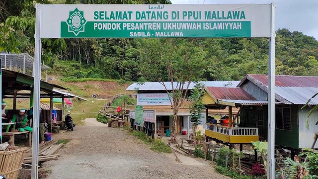 Pondok pesantren milik ormas Khilafatul Muslimin di Kecamatan Mallawa, Maros, Sulawesi Selatan. Foto: Dok. Istimewa