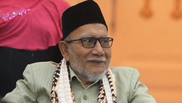 Ulama karismatik Aceh Teungku Muhammad Daud atau lebih dikenal Abu Lueng Angen, saat menghadiri sebuah kegiatan silaturahmi di Banda Aceh pada 2018. Foto: Dok. Suparta