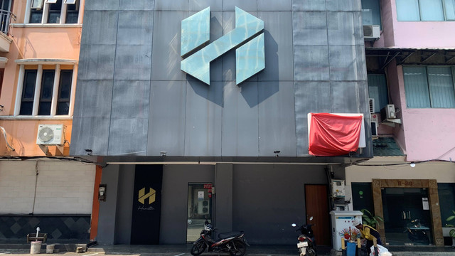 Situasi ruko Hamilton Spa & Massage Ruko Grand Wijaya Center Blok H24, Jakarta Selatan, Minggu (19/6/2022). Foto: Nugroho GN/kumparan