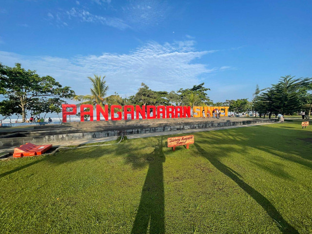 Jogging Pagi di Pangandaran, Pantai Tercantik di Jawa Barat