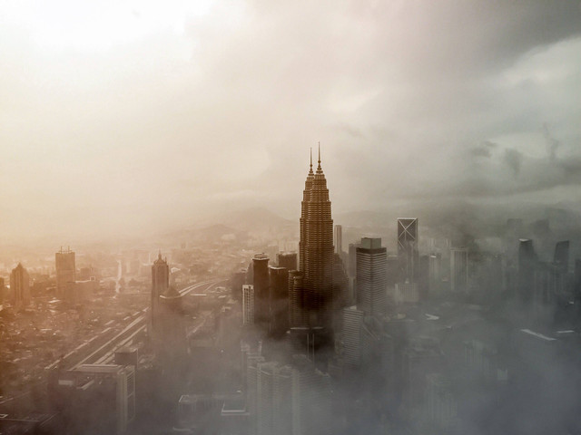 HargaTiket Masuk Legoland Malaysia Terbaru dan Jam Bukanya. foto:unsplash.com/malaysia
