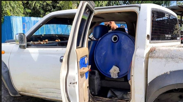 Tangki BBM mobil yang dimodifikasi. Mobil tersebut ditemukan di SPBU Bumi Wonorejo Nabire. (Foto Humas Polda Papua)