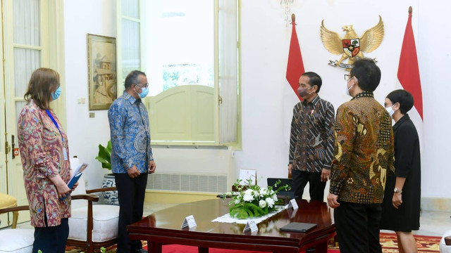 Presiden Jokowi terima Dirjen WHO Tedros Adhanom Ghebreyesus di Istana Merdeka, Jakarta, Selasa (21/6/2022). Foto: Muchlis Jr/Biro Pers Sekretariat Presiden