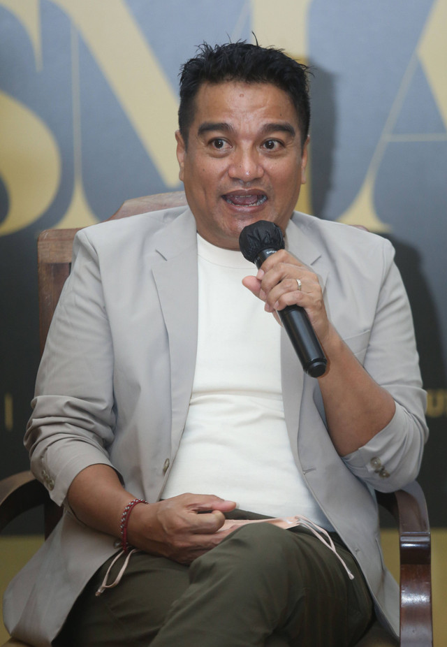 Musisi Indra Lesmana beserta musisi lainnya saat konferensi pers jelang konser Indra Lesmana Legacy Concert & Tour di Hotel Dharmawangsa, Jakarta, Selasa, (21/6/2022). Foto: Dok. Agus Apriyanto