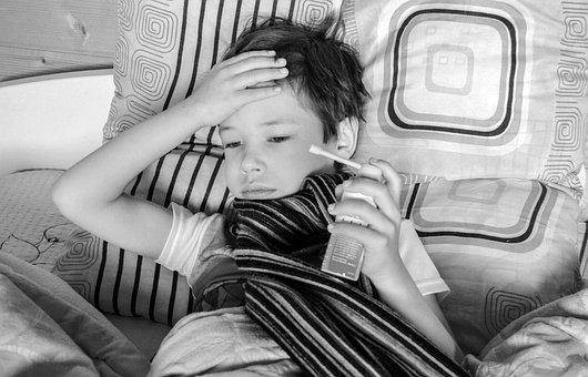 Ilustrasi anak muntah tanpa demam. Foto: pixabay