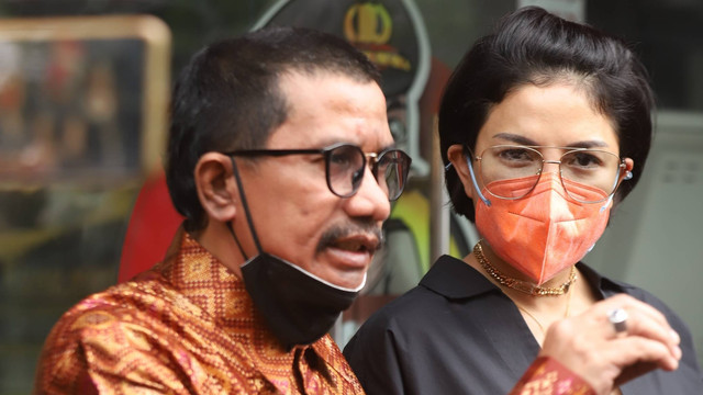 Nikita Mirzani saat mendatangi Mabes Polri, Jakarta, Rabu, (22/6/2022). Foto: Agus Apriyanto