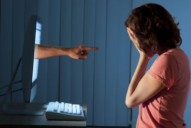 Sumber : https://www.shutterstock.com/image-photo/severely-distraught-young-woman-sitting-front-266430095
