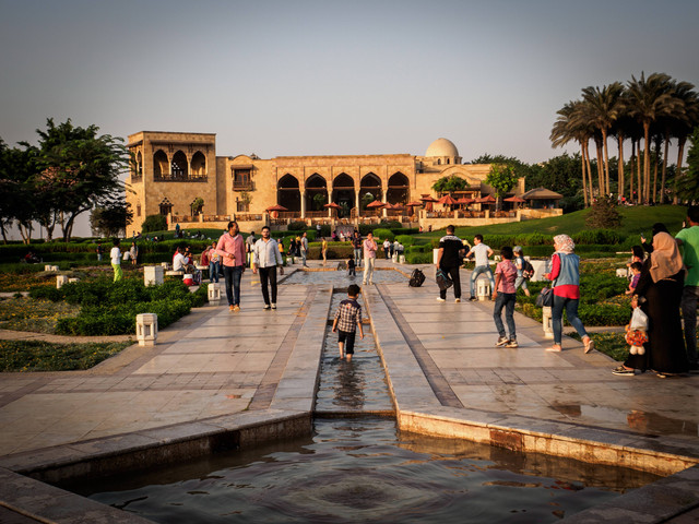 Ilustrasi rincian biaya kuliah universitas Al Azhar Mesir 2022, sumber foto Flo P on Unsplash