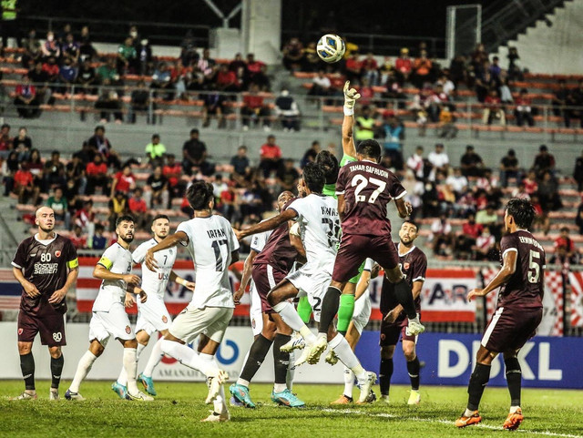 PSM Makassar melawan Kuala Lumpur City FC (KL City FC) dalam matchday pertama Grup H AFC Cup 2022 di Stadion KLFA, Malaysia, pada Jumat (24/6).
 Foto:  Kuala Lumpur City FC