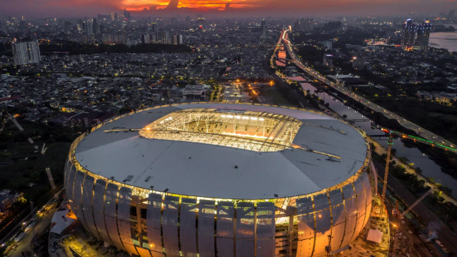Jakarta International Stadium (sumber : kumparan.com)