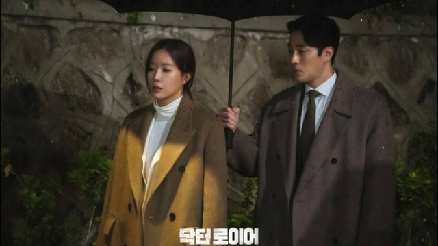 Sekuel Dr Lawyer. Dok. IMDb