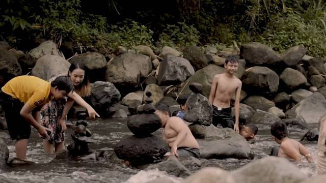 Wisata alam sungai di Desa Tamanmartani. Foto: Projectlensa Productio