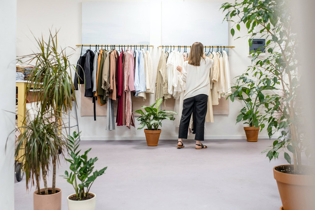 Ilustrasi Crew Outlet. Foto: Pexels.com