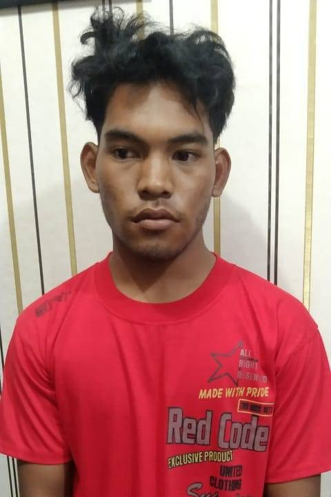  Polisi saat menangkap pelaku pembunuhan dan pemerkosaan di Langkat, Sumut Foto: Dok. Istimewa