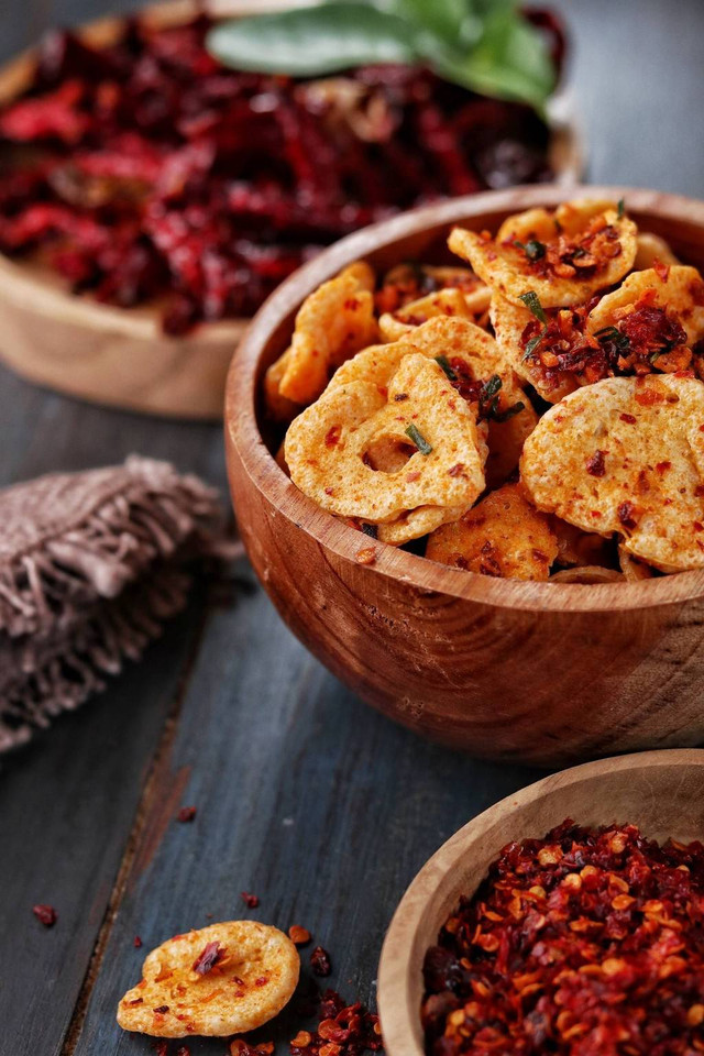 Ilustrasi Basreng Daun Jeruk. Foto: Shutterstock