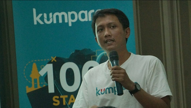 Reza Aditya, Redaktur Daerah kumparan, saat menyampaikan materi operasional di acara onboarding kumparan 1001 Media Online di Hotel Puri Denpasar, Kamis (24/1). Foto: Jamal Ramadhan/kumparan