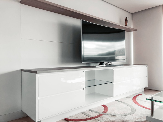 Ilustrasi frekuensi TV One Palapa C2. Foto: Cleyder Duque/Pexels