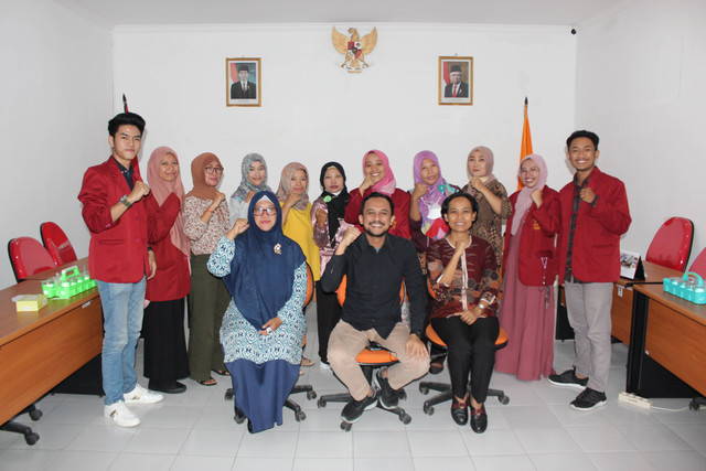 Sesi Foto Bersama dengan Bawaslu dan GPM Gunung Kidul (24/06)