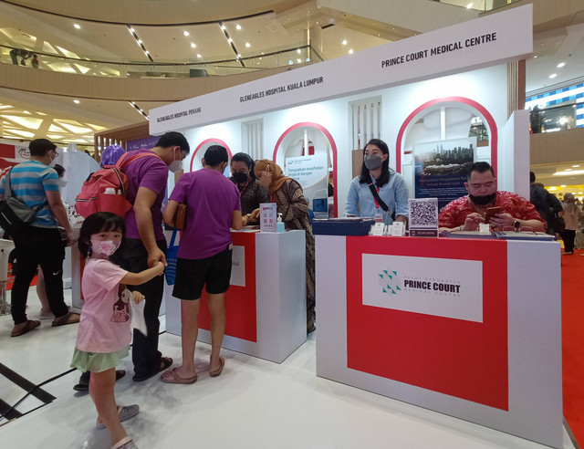 Malaysia Healthcare Expo 2022 (MH Expo 2022) di Atrium Tunjungan Plaza 3. Foto: Masruroh/Basra