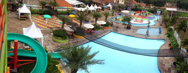 Harga Tiket Masuk Kolam Renang Panghegar Bandung, Foto:panghegarwaterboom.com/galery