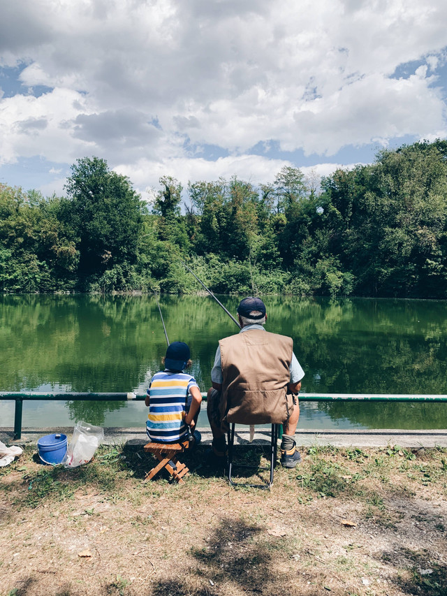 Harga Tiket Masuk Delta Fishing Sidoarjo untuk Liburan Santai. Foto hanyalah ilustrasi bukan tempat aslinya. Sumber: Unsplash/Federico Giampieri