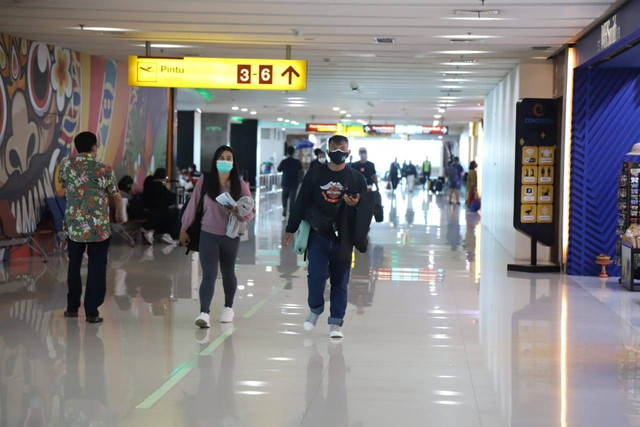 Kedatangan turis di Bandara Ngurah Rai, Bali - IST